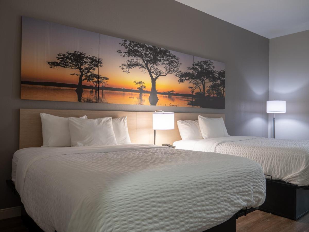 Days Inn & Suites By Wyndham Savannah North I-95 Порт Уентуърт Екстериор снимка