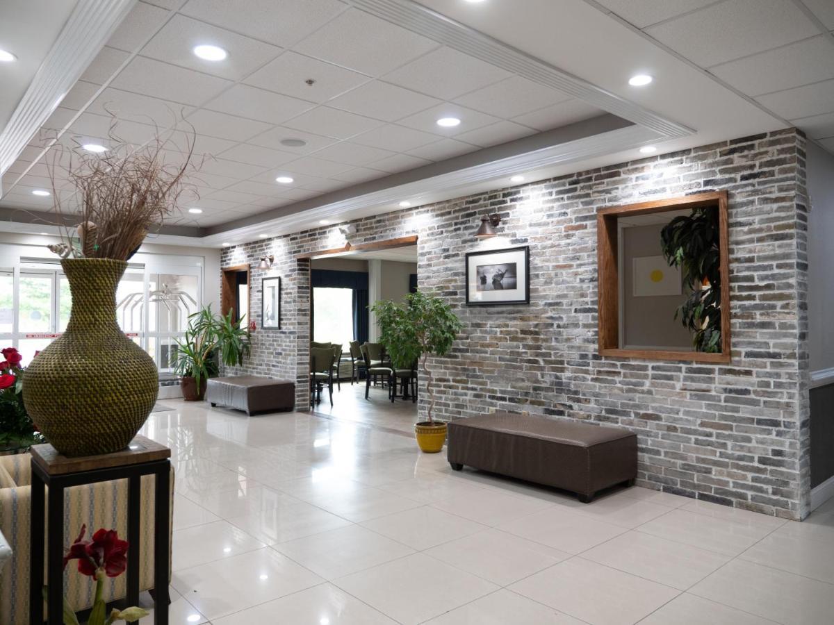 Days Inn & Suites By Wyndham Savannah North I-95 Порт Уентуърт Екстериор снимка